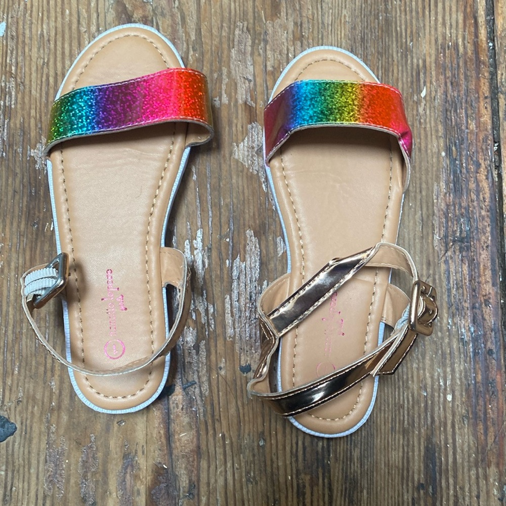 Little girls Nannette Lepore Sandals